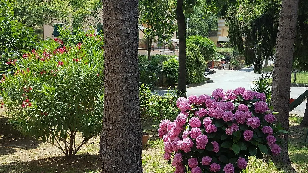 Hotel La Pineta Cogoleto