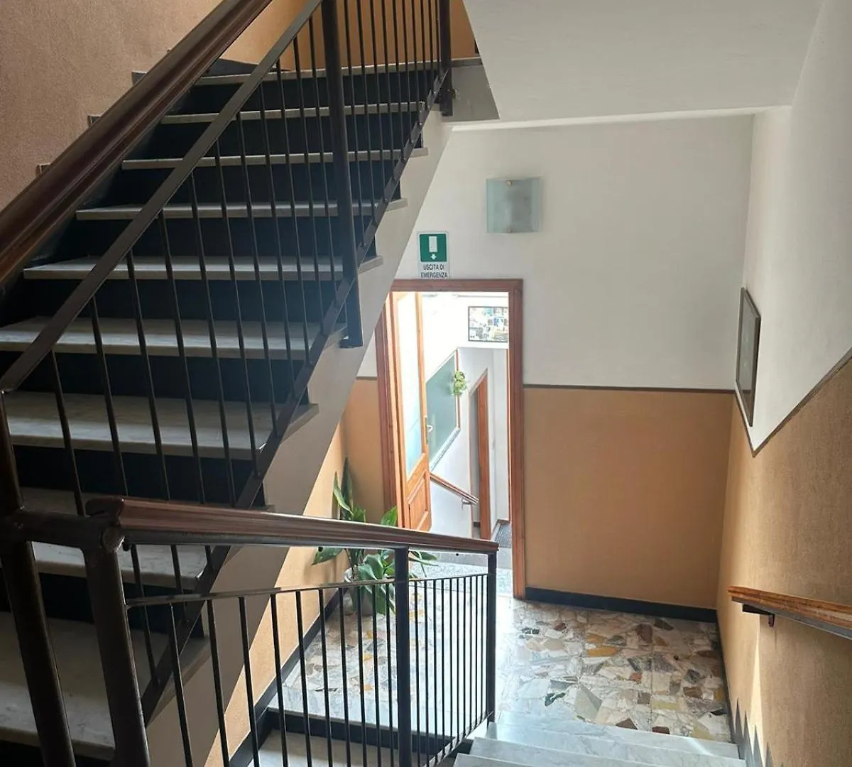 Hotel La Pineta Cogoleto 2*,  Italien