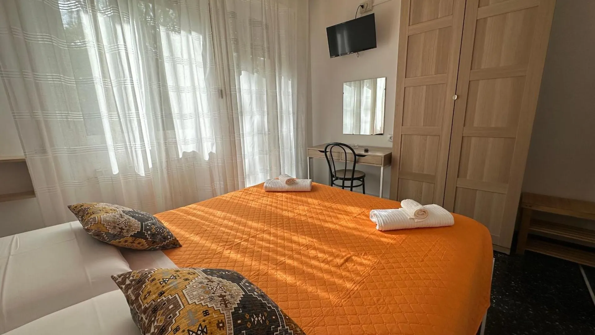 Hotel La Pineta Cogoleto 2*,  Italien